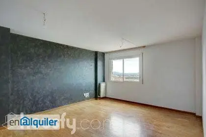 Alquiler Piso 151m2 Sabadell 4 habitaciones 3 baños