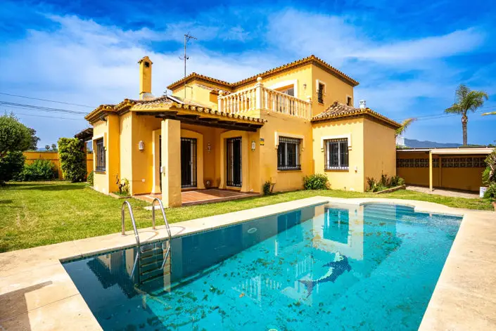 Villa en San Pedro 4 Dormitorios Cerca de la Playa