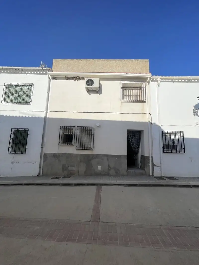 Chalet en venta en El Turro Cacin Granada