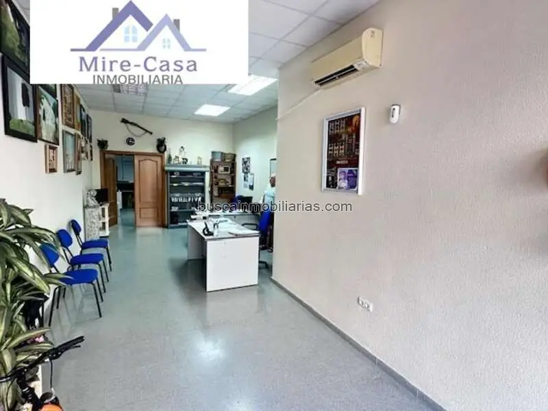 Local Comercial en Venta en Elche cerca Plaza Madrid