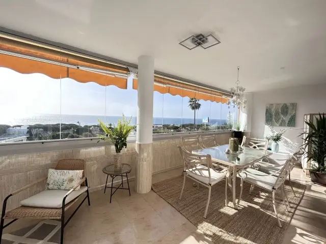 Apartamento 3 Dormitorios Cabopino Marbella
