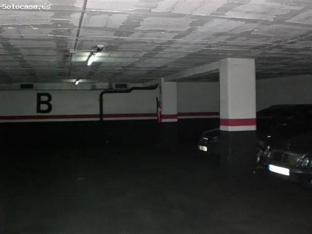 Parking Moto Alquiler Barcelona Rocafort