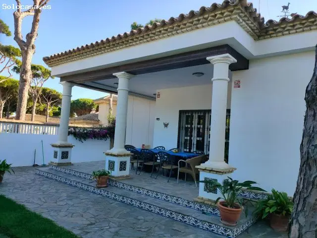 Chalet en Costa Sancti Petri cerca de la playa