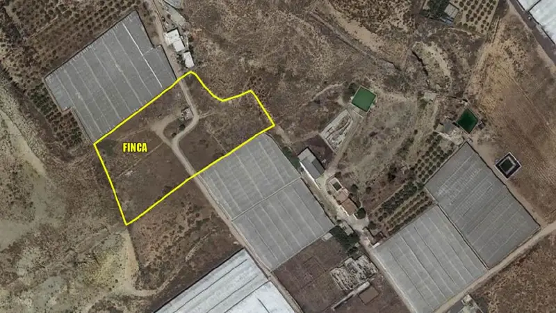 Venta Suelo Rustico con Agua de Riego en Nijar