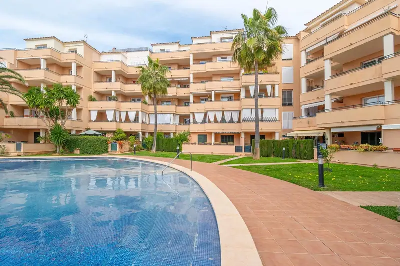 Piso en Venta Sa Coma Mallorca 2 Dormitorios Piscina y Trastero
