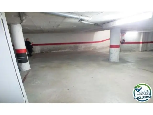 Parking Rosas Centro 16m2 Venta Alquiler