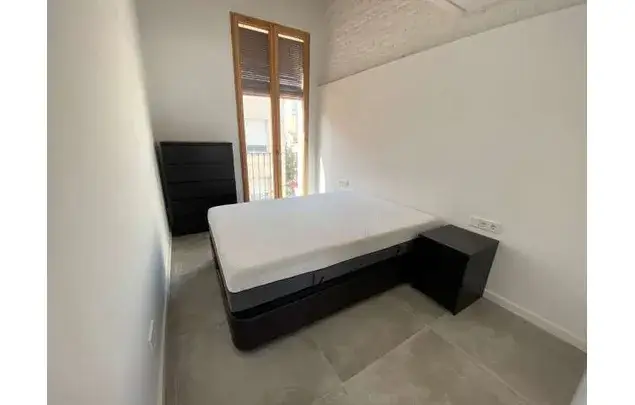 Apartamento 2 Dormitorios Badalona Amueblado Aire Acondicionado Mascotas