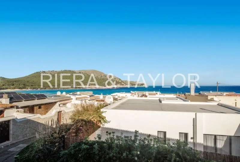 Apartamento con Local Comercial en Cala Agulla Mallorca