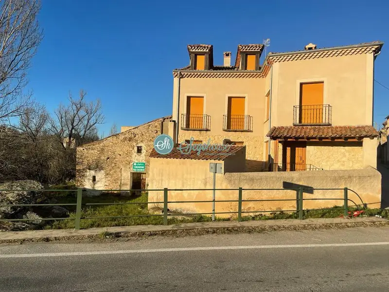 Casa en Venta Pedraza Segovia Ref SGV4764