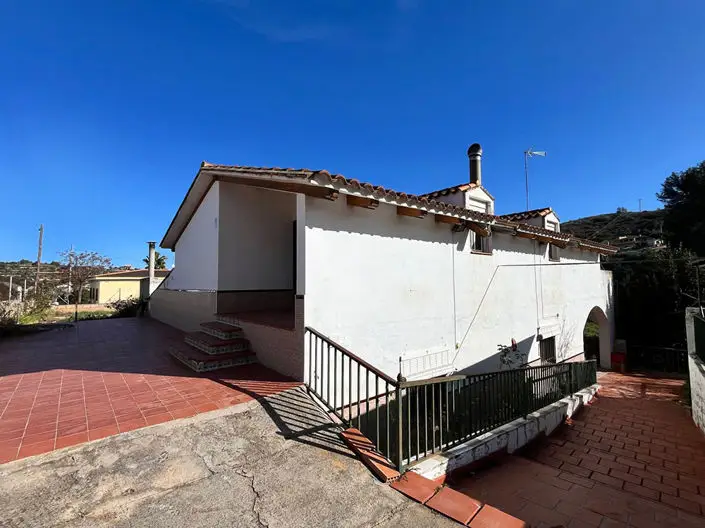 Villa 3 Dormitorios en Venta Real