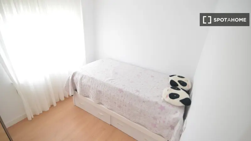 Habitación en piso compartido en Santander