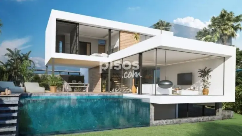 Villas de Lujo en El Campanario: Golf, Spa y Diseño Moderno