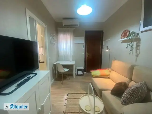 Piso en calle de Ponzano, Nuevos Ministerios-Ríos Rosas, Madrid