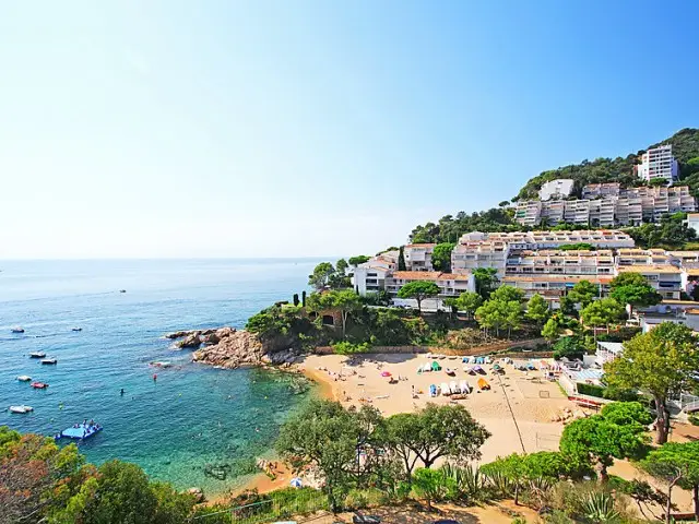 Piso de 3 Dormitorios alquiler Tossa de Mar, España