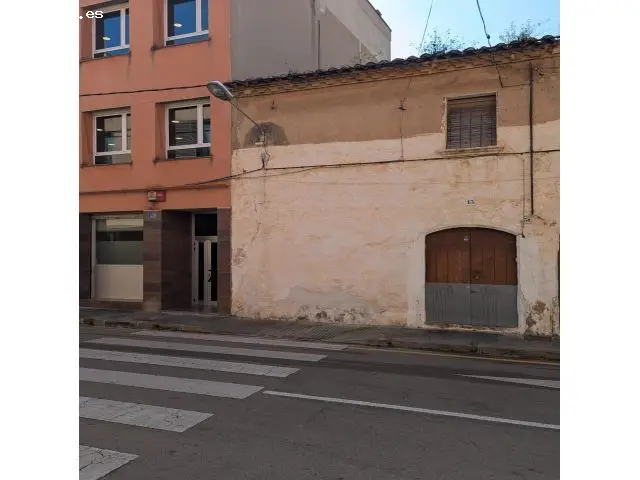 Casa con Jardin a Reformar en Barri Antic Viladecans