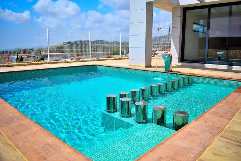Villa Moderna de Lujo en Finestrat con Vistas al Mar