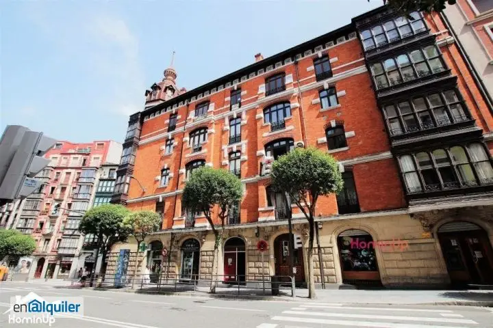 Alquiler Piso Amueblado 110m2 Abando Trastero
