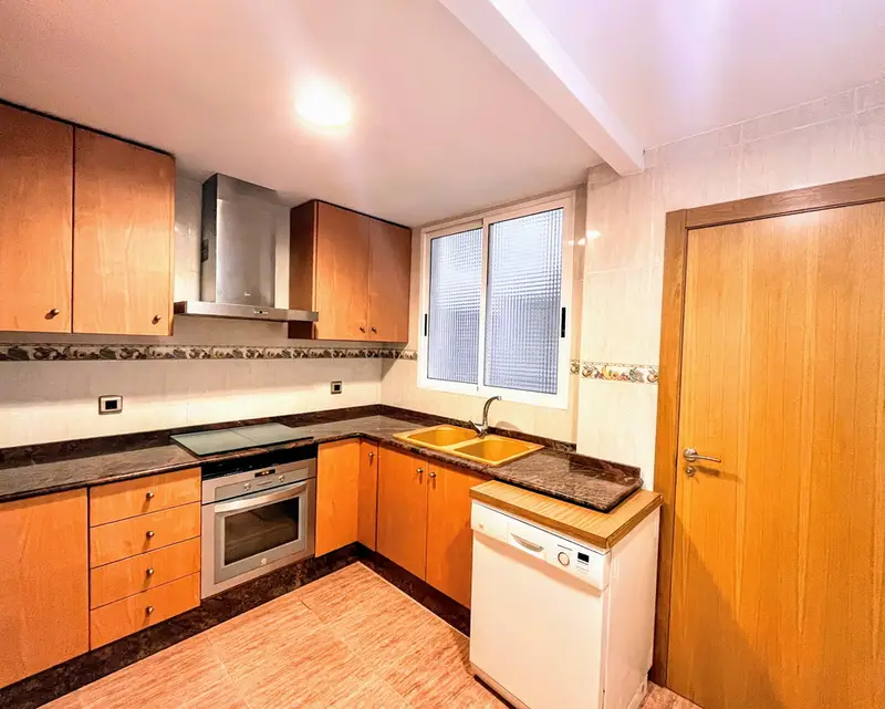 Apartamento 5 Dormitorios El Puig Centro Ciudad Ascensor