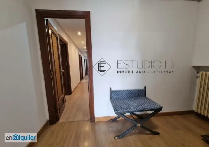 Estudio en Calle Mayor Salamanca: 5 dormitorios, 3 baños, reformado