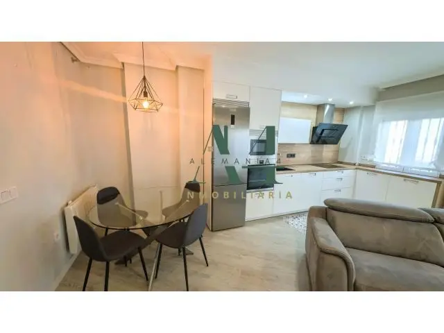 Apartamento Seminuevo Plaza Italia Malpartida de Caceres