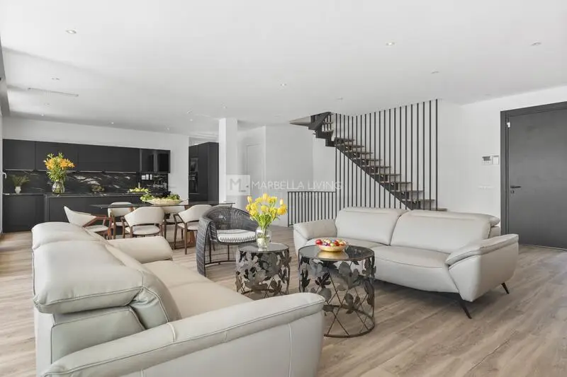 Villa de 5 Dormitorios en San Pedro Alcántara