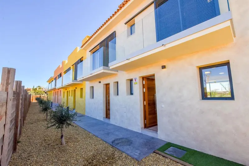 Adosado en Venta Desert Springs  Almeria