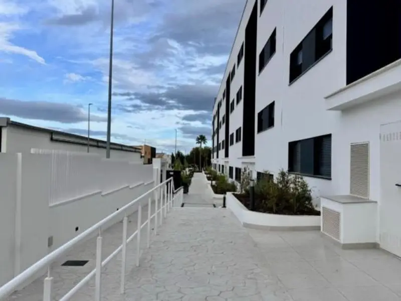 venta Piso en Churriana, Málaga (48404733045.100500)- Globaliza