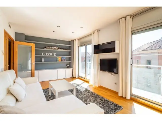 Piso Amueblado 90m2 3 Hab 2 Baños Barcelona