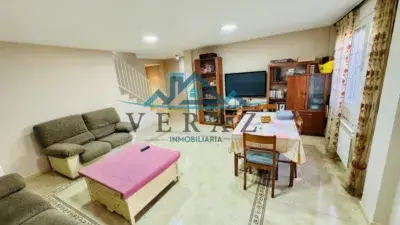 Chalet en Venta Calera y Chozas 4 Dormitorios Patio 40m2