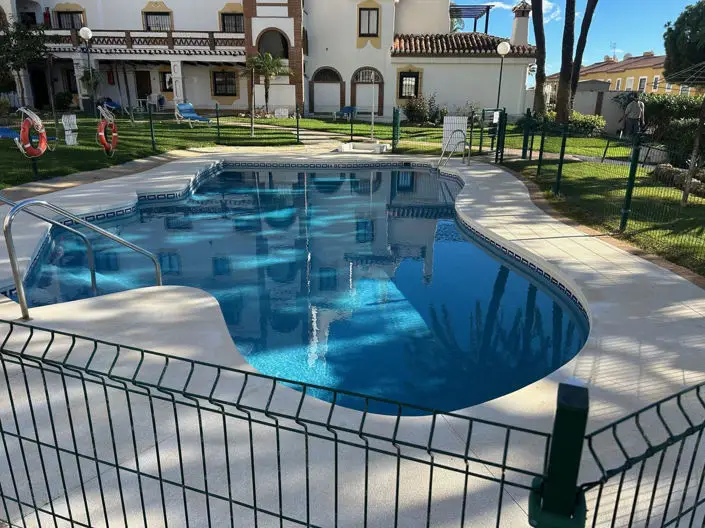 Apartamento en Costa del Sol 3 Dormitorios 2 Baños Terraza Vistas al Mar