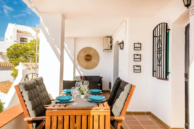 Apartamento 2 Dormitorios Nerja Piscina Terraza Vistas Mar
