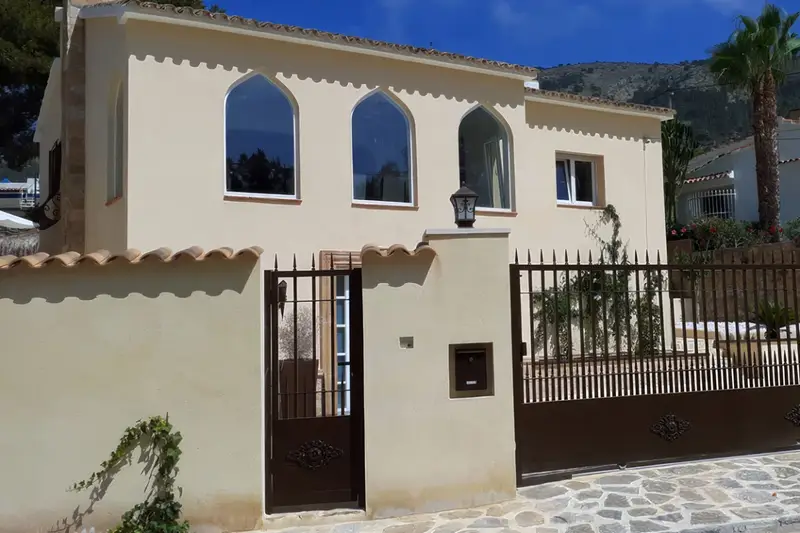 Villa de Lujo en Albir 3 Dormitorios Piscina Privada