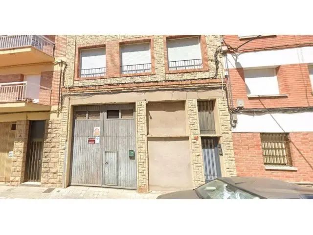 Local Okupa en Venta en Igualada Barcelona para Inversores