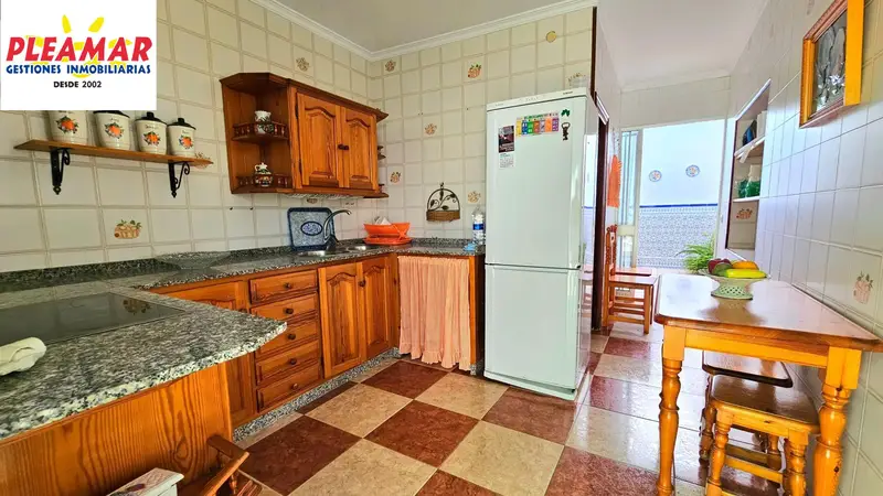 Venta Casa con Patio en Centro Chipiona