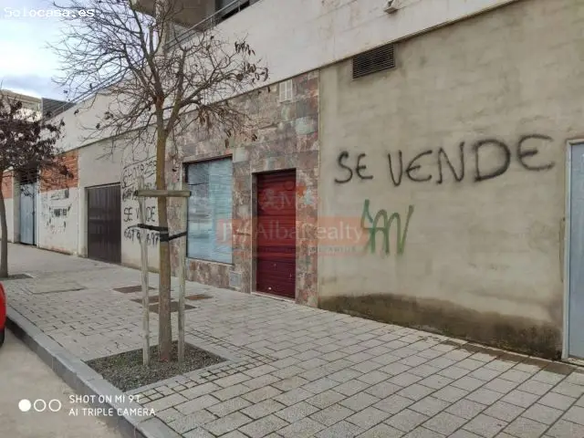 Se Vende Local 184m2 Zona Campus Divisible 3 Locales