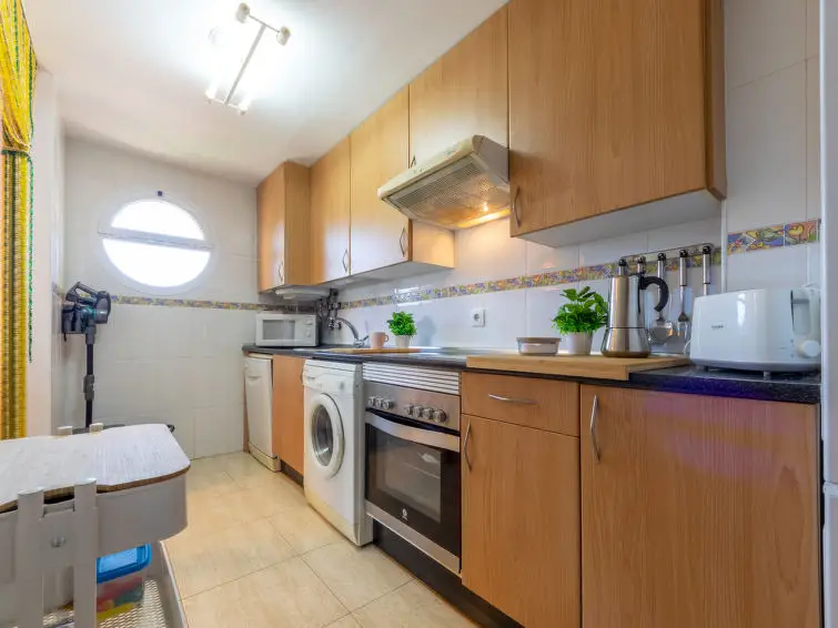 Apartamento 2 Dormitorios El Pineda Espa											
											 a