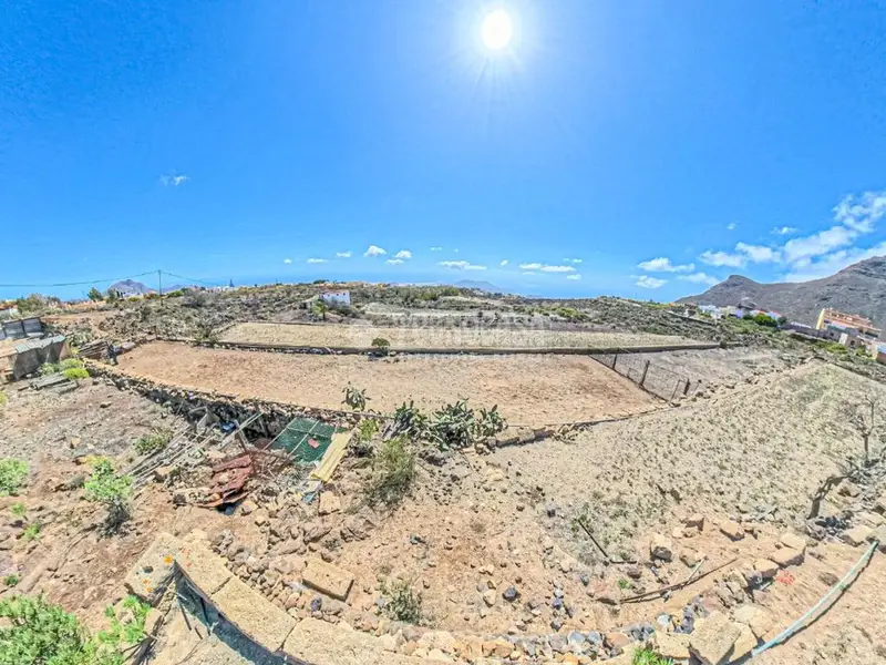 Terreno en venta Los Cristianos vistas al mar y montaña