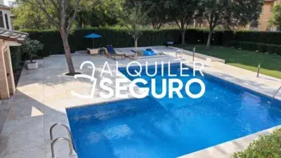 Piso en Alquiler Santa Eufemia Tomares 3 Dormitorios 2 Baños