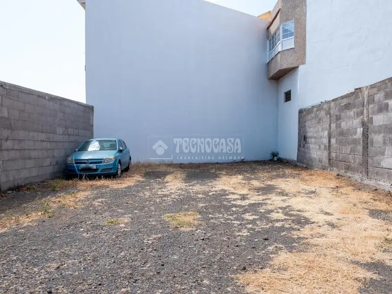 Solar Urbano en Venta La Cuesta 167m2 Ideal para Construir