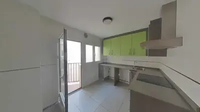 Piso en venta en Avenida de Ayora