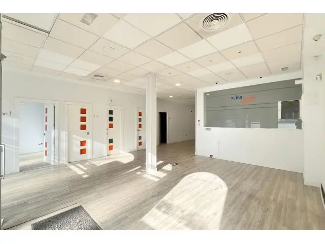 Local 200m2 Centro Mostoles Clinica Estetica Oficina Tienda