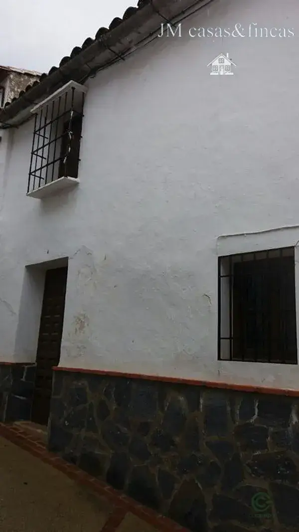 Casa Rural en Montejaque con 4 Dormitorios y Patio