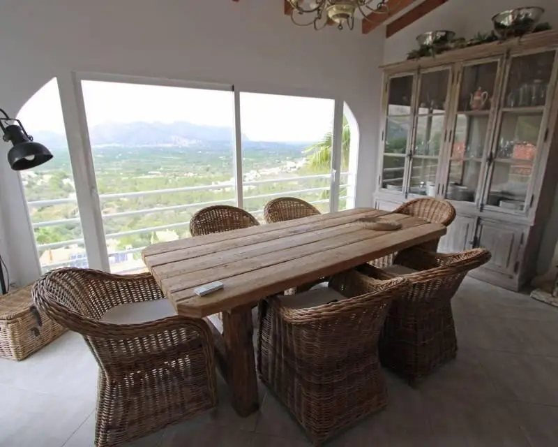 Villa con Piscina y Vistas al Mar en Orba