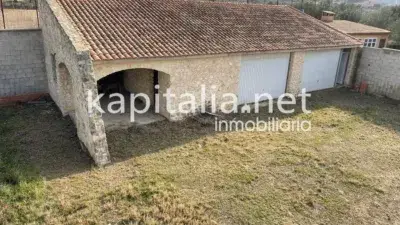 Chalet en Canals con Paellero y Garaje