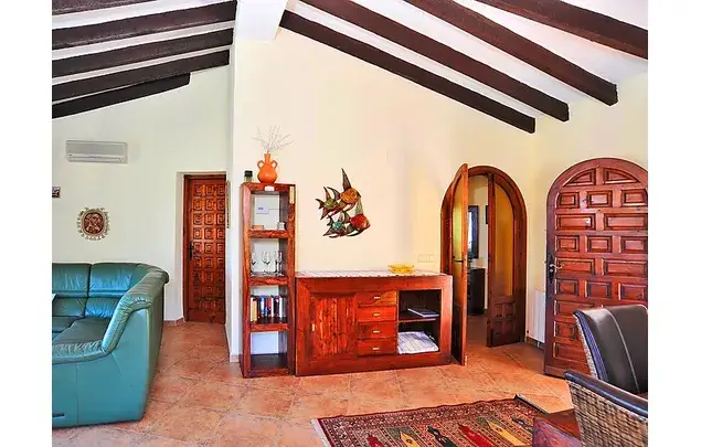 Chalet en Xàbia 3 dormitorios con piscina privada y vistas al mar
