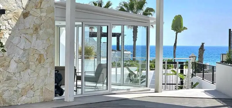 Villa de Lujo en Bahia Dorada 4 Dormitorios Piscina Privada Vistas al Mar