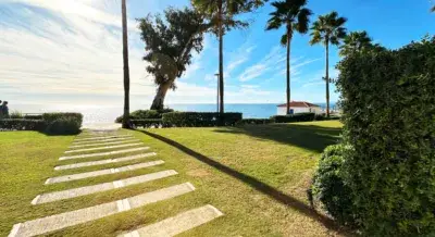 Apartamento en Primera Linea de Playa Estepona