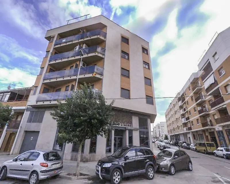 Piso 89m2 3 habitaciones 2 baños Amposta