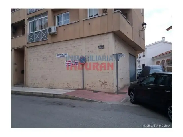 Local 130m2 Calle Genaro Cajal Obra Negociable