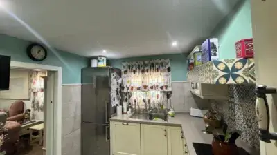 Casa Adosada en Venta Utrera: 2 Dormitorios, 2 Baños, Azotea